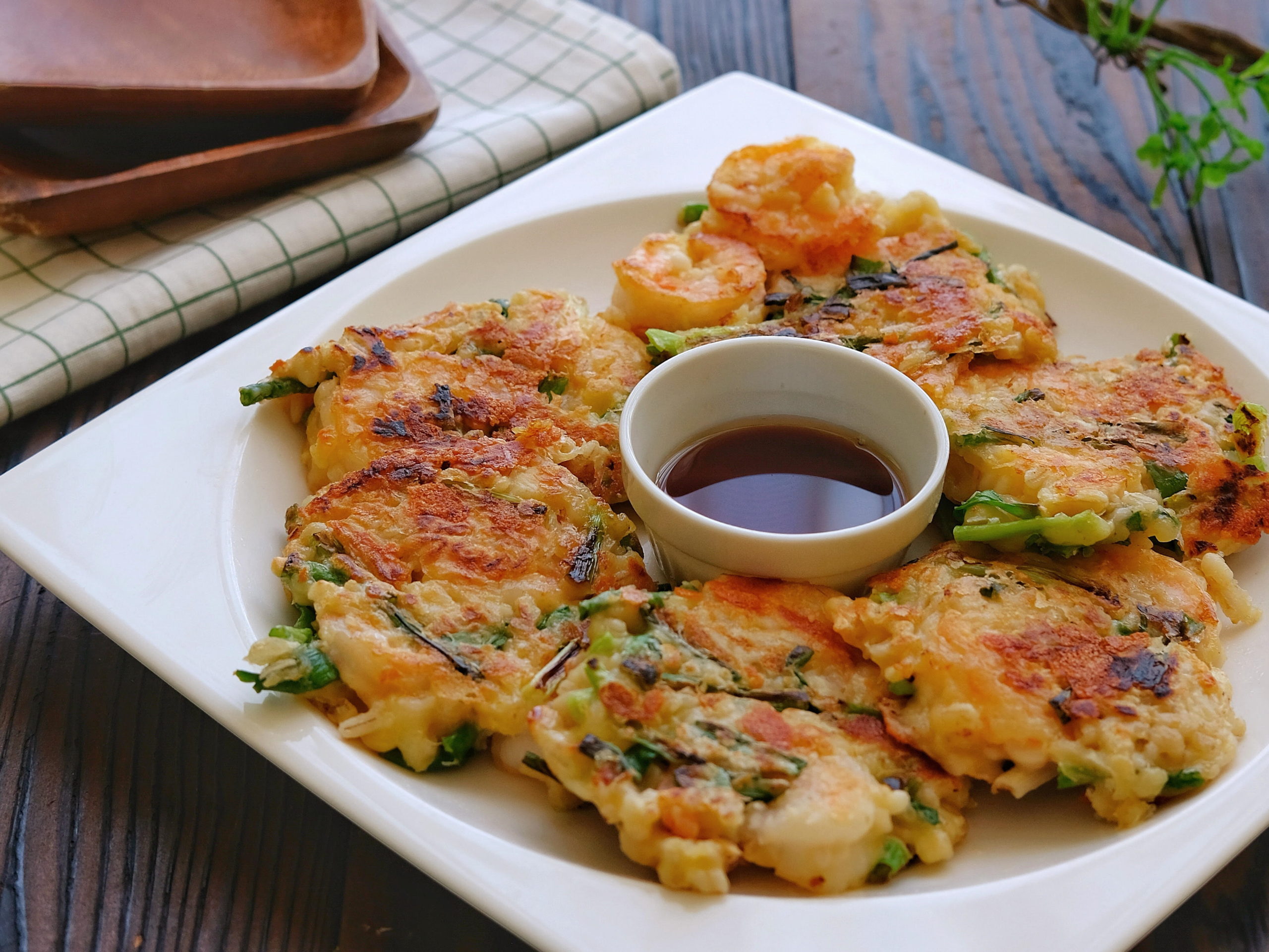 もち麦入りむき海老と青ねぎのチーズチヂミ