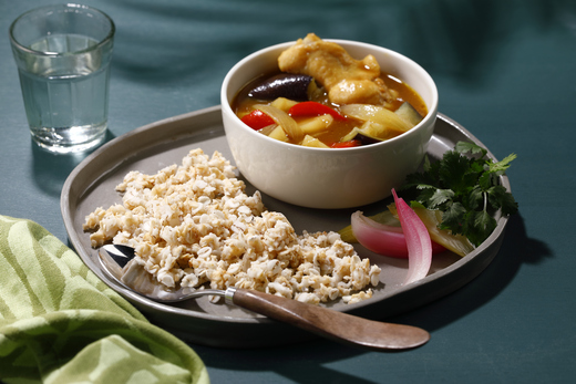 オートミールごはんで食べるスープカレー