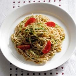 野菜たっぷりサラダビビン麺