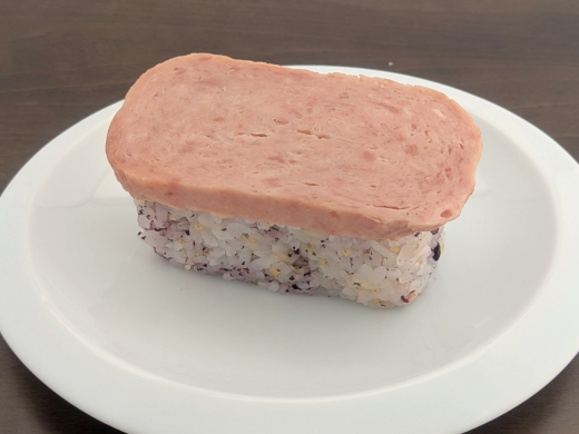 発芽玄米雑穀ごはんのスパムおにぎり