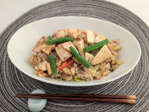 春キャベツとタケノコの押麦入りマヨネーズピラフ　和風味